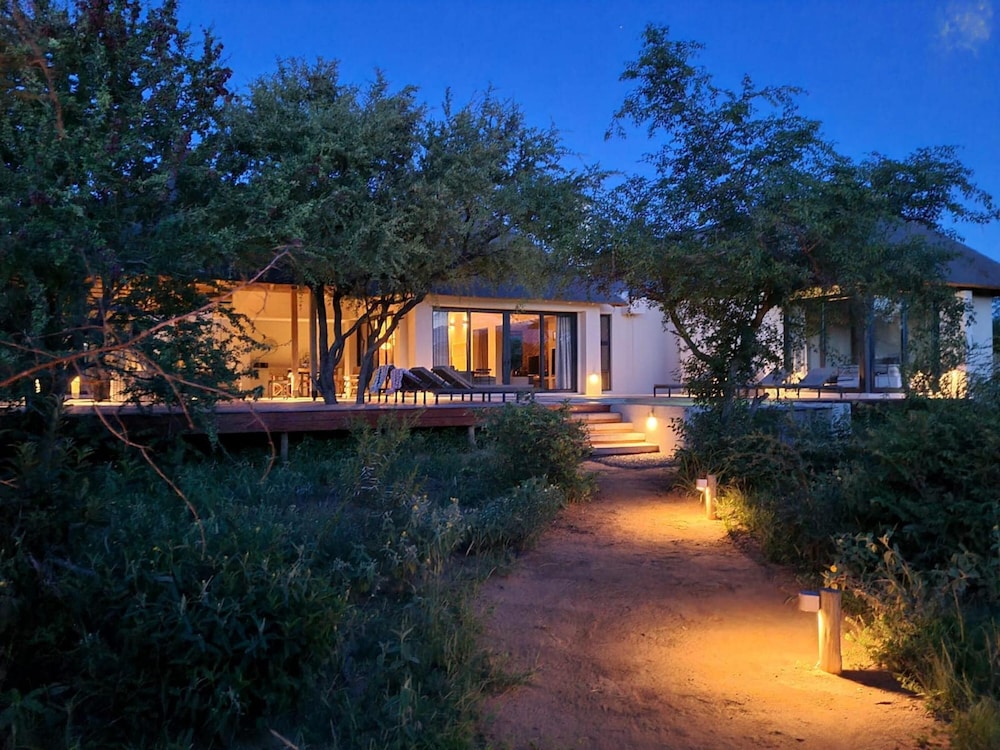 Villa Scarabee in Hoedspruit view 5