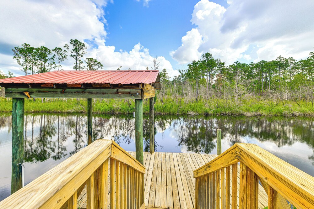 Canal-front Abode w/ Private Dock in Bay St Louis