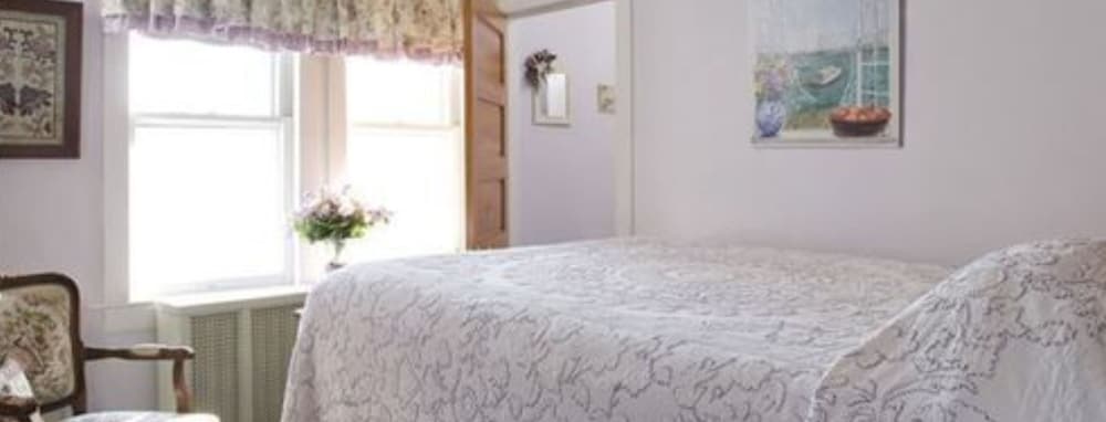The Bayberry Inn
