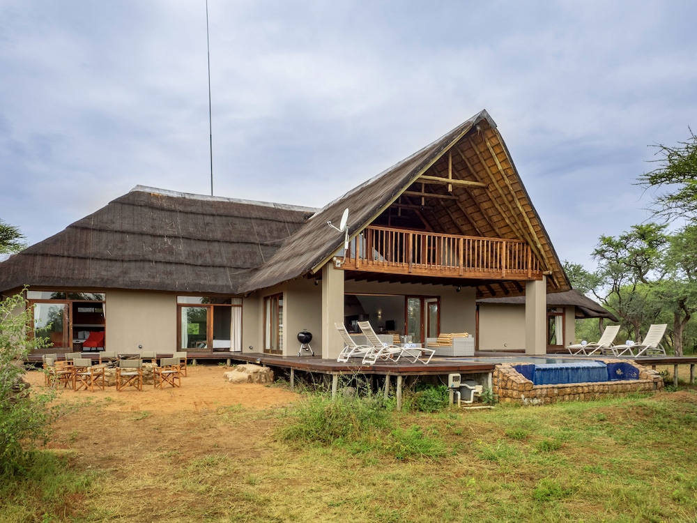 Finfoot Lake Reserve by Dream Resorts