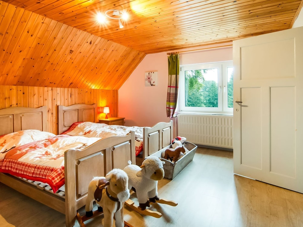 Tranquil Holiday Home With Private Garden view 2