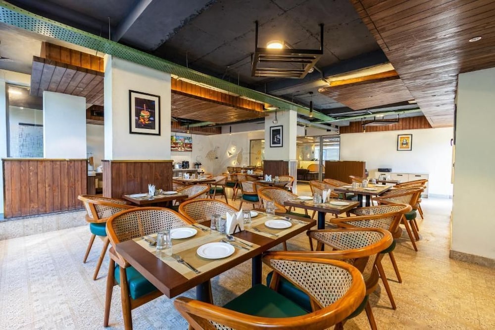 The PratiQ - Signature Boutique Hotel