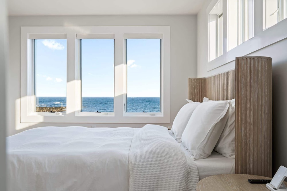 Brand New Home Ocean Views Wolf Appliances