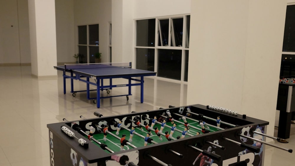 Sunrise City 2BR Luxury SWPool 30th
