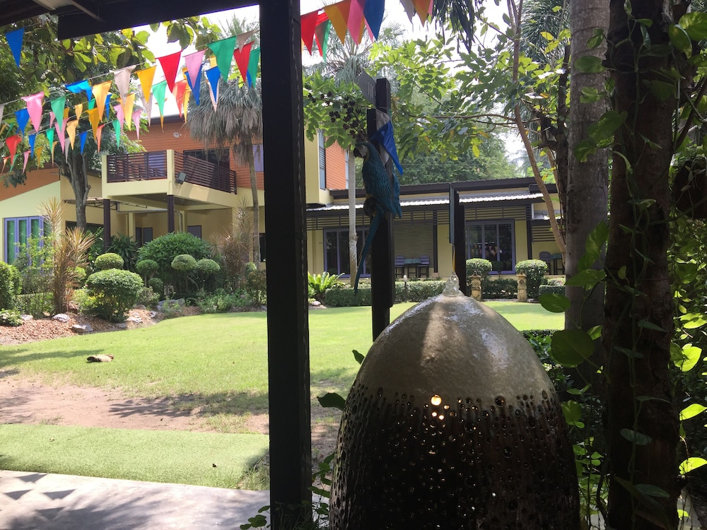 Baan Phor Bangkontee