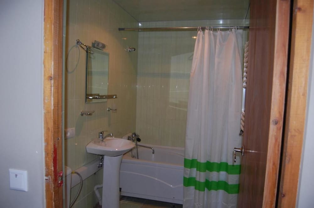 Photo 12