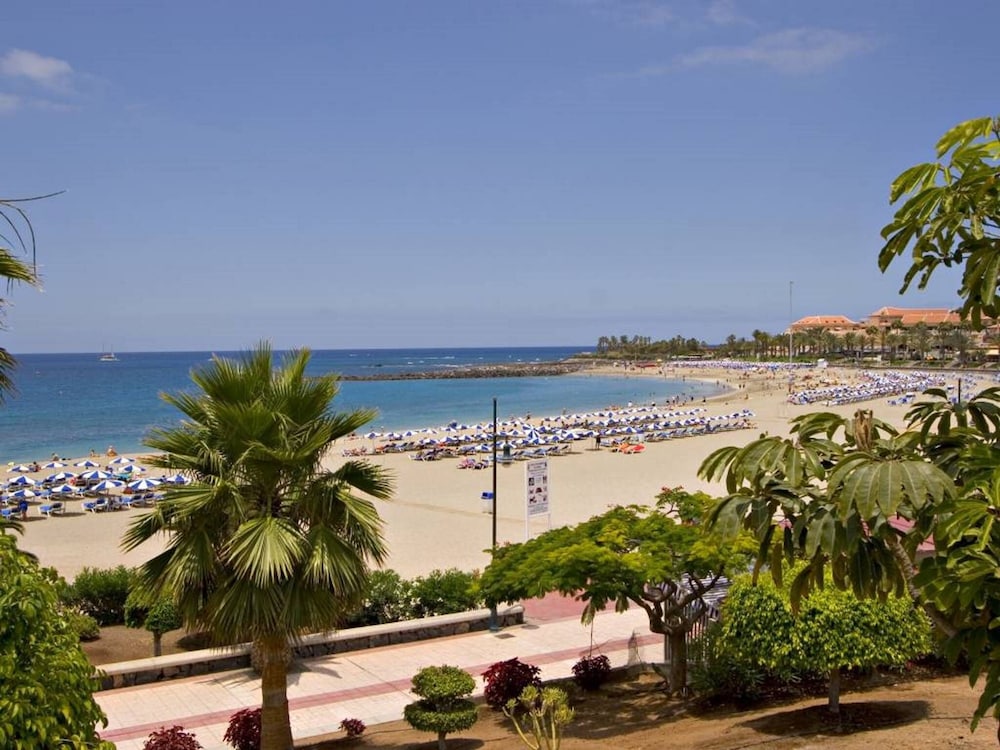 Casa Dos Angeles - In the Sunny South of Tenerife, Disinfected Latest Guideline view 2