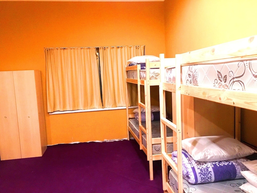 Apelsin Hostel Almaty