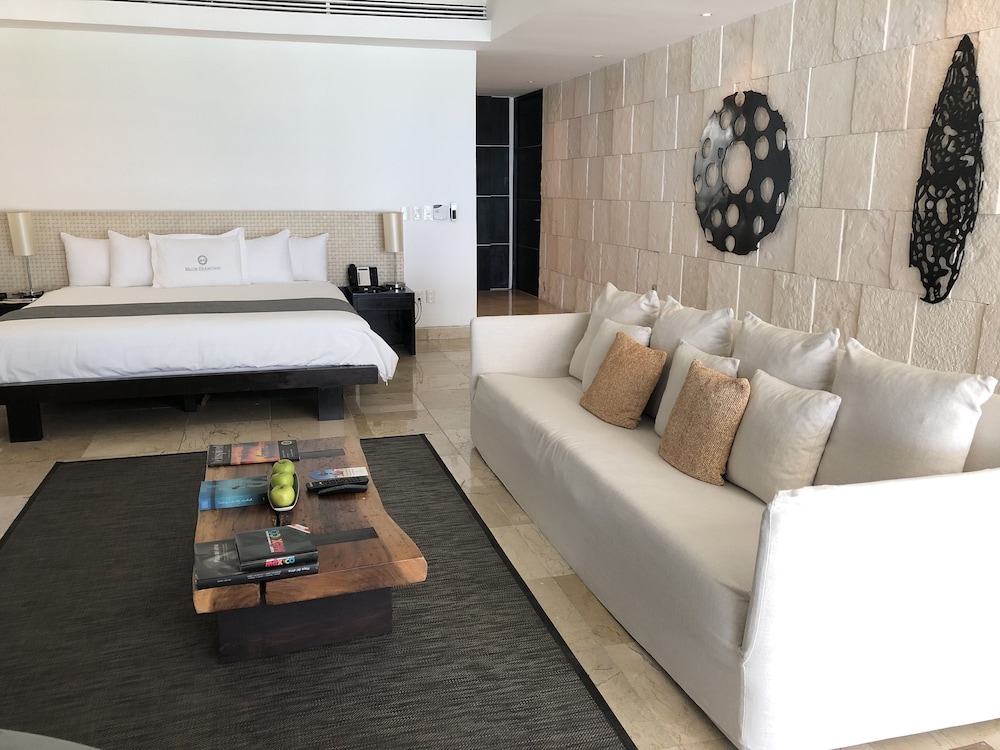 Blue Diamond Luxury Boutique - All Inclusive - Adults Only - Property Image 11