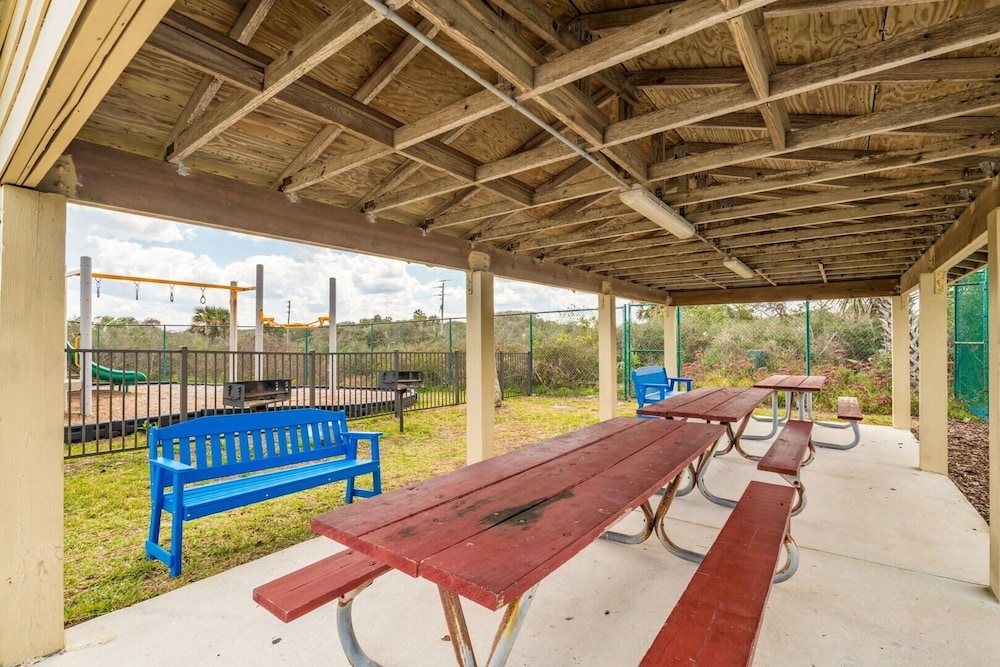 Blessed By The Sea Crescent Beach Activities 2 Bedroom Home