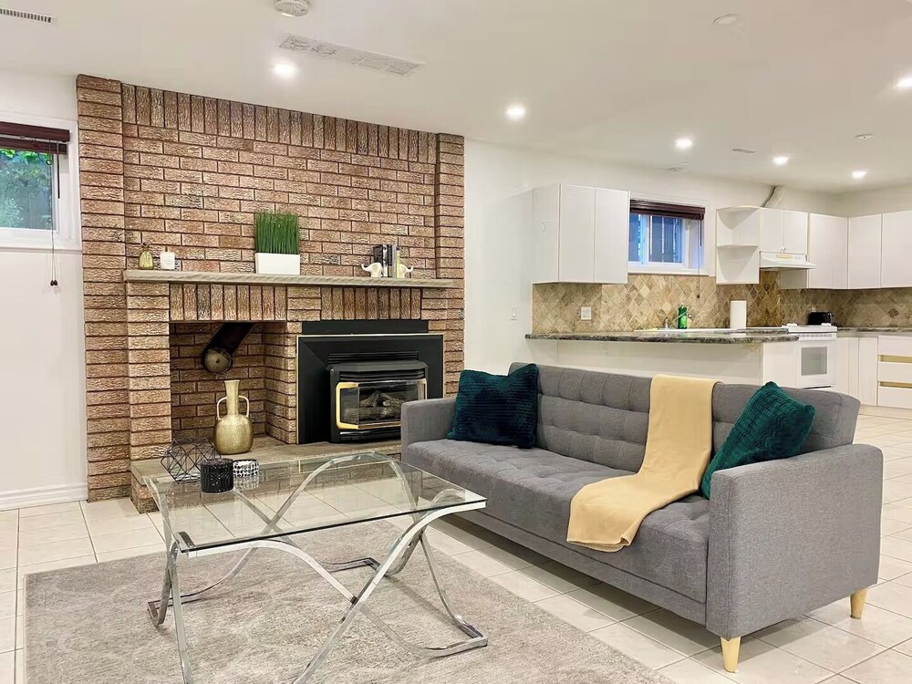 Vibrant City Retreat