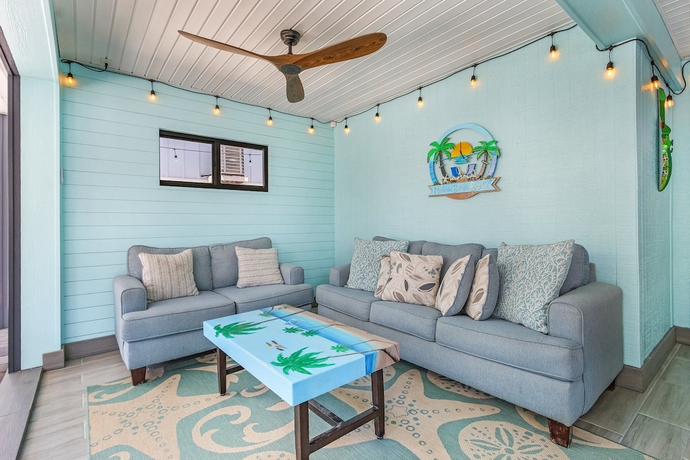 130 Tiki Tides: 2br W/ Outdoor Tiki Bar! 2 Bedroom Home