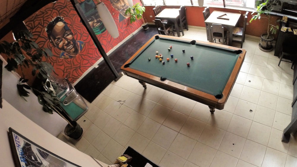 L'AUBERGE INN - Hostel