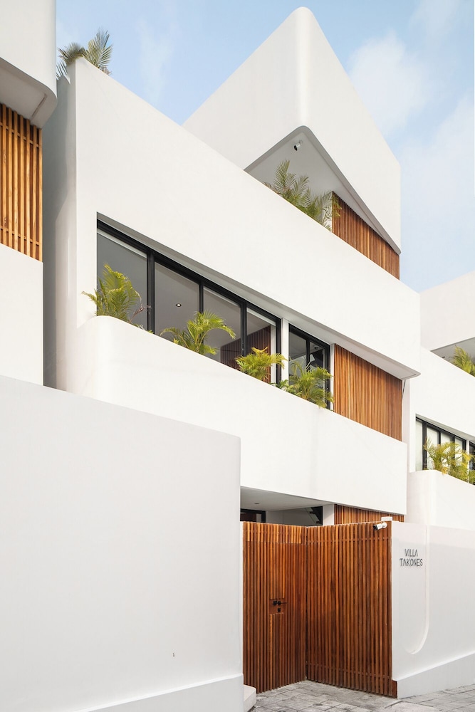 Alpha Villas Pererenan