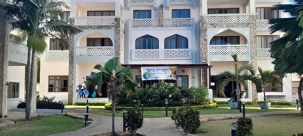 Oceanline Beachfront Apartments shanzu