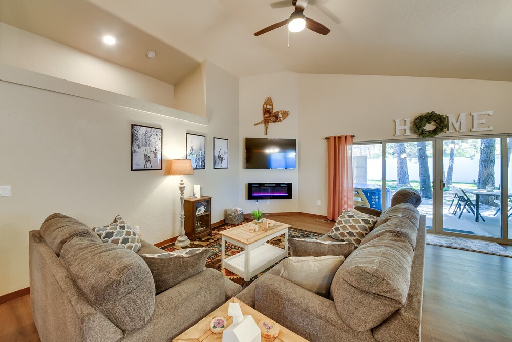 Pet-friendly Oldtown Retreat: Hot Tub  Kayaks! - Property Image 18