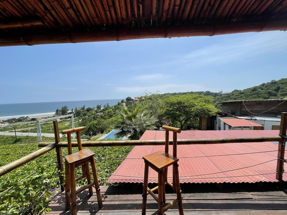 Punta Hills Montanita