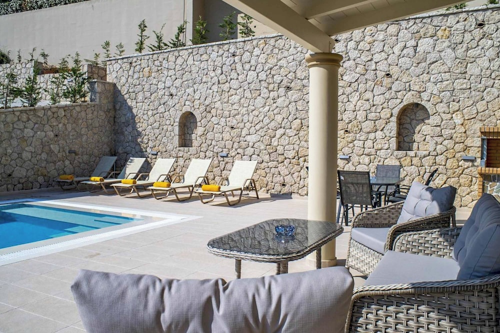 Villa Korfiotissa