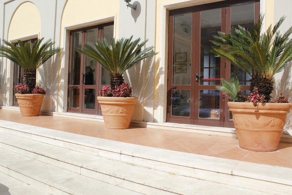 Ancelle Sorrento