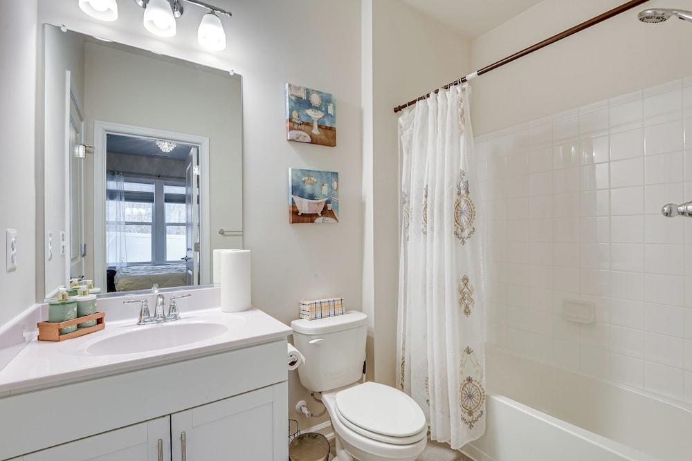 19 Mi to Baltimore: Townhome in Maryland City