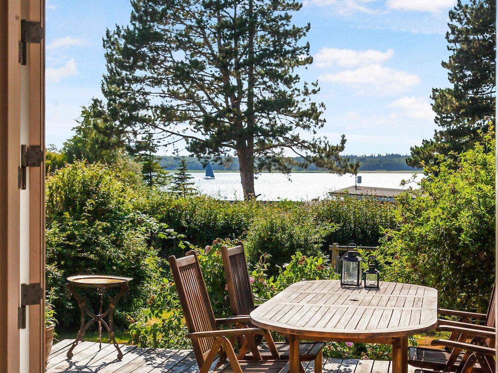 5 Star Holiday Home in Olsted