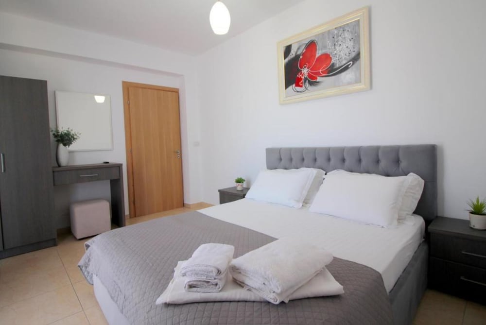 AR Apartments