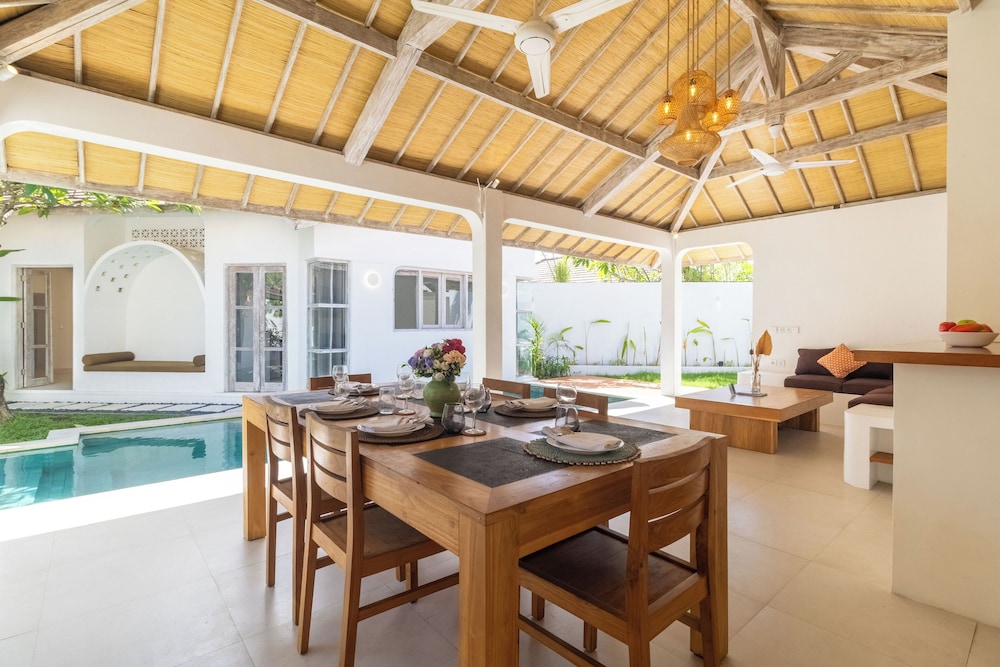 Villa Cocodrilos 1 by Pertama Management
