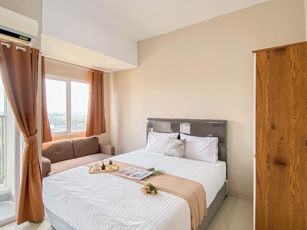 Neutral Minimalist Studio Apartment At Lrt City Sentul - Royal Sentul Park