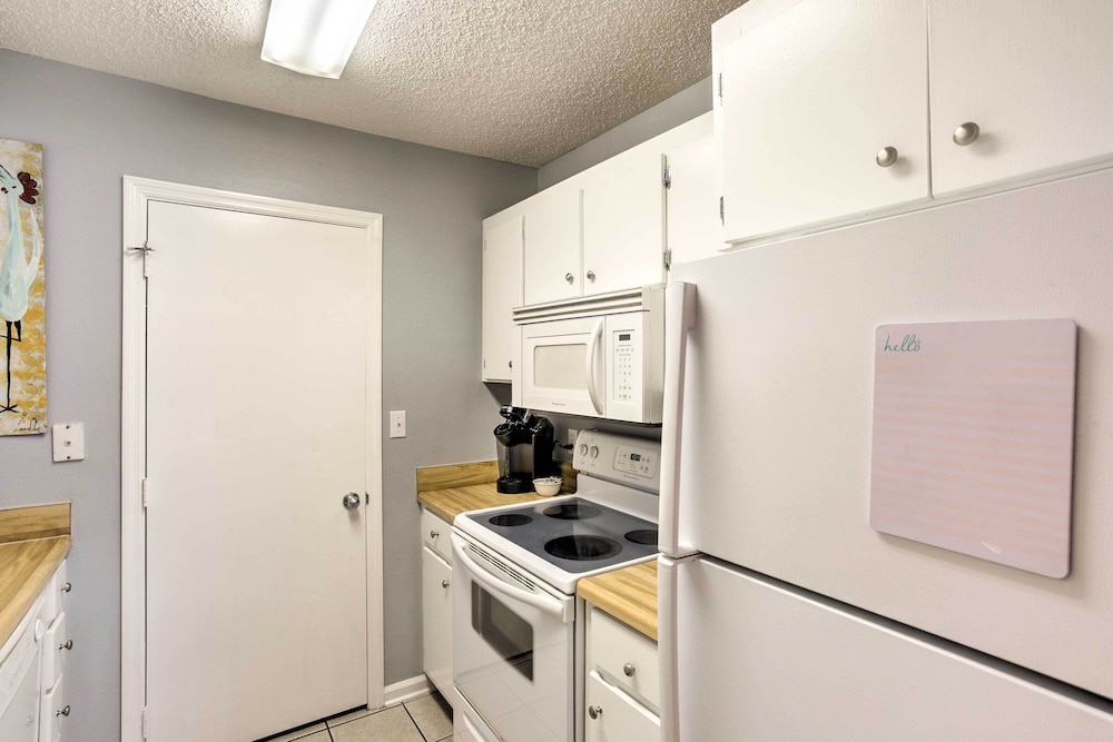 Chic St Simons Townhome w/ Patio  Pool Access! - Property Image 20