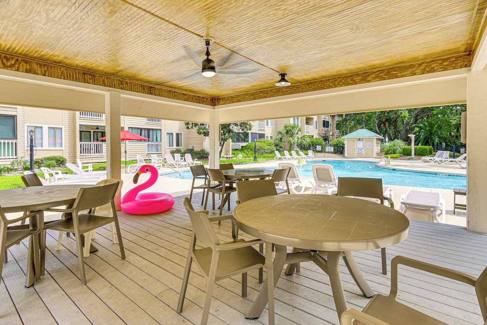 Beach & Pool Access: Serene Hilton Head Haven!
