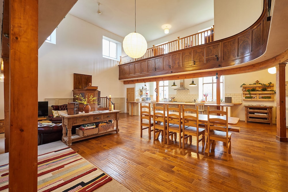 Host Stay Birdhope Craig Church