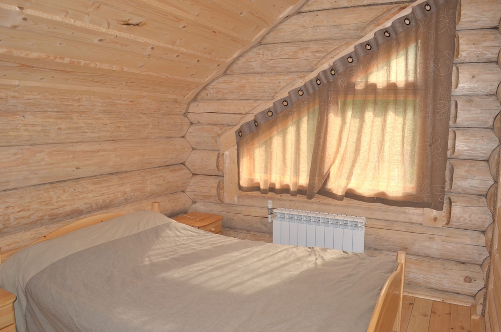 Woods Lake Resort