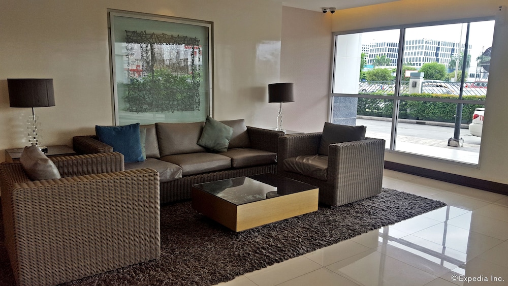 Oceanblue Manila Condotel Sea Residences