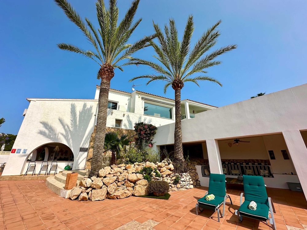 Casa Con Vista - Stunning Villa in Moraira