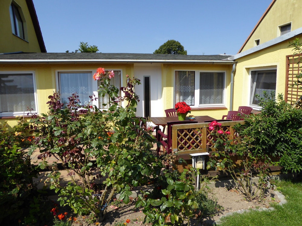 Gemuetliche Ferienunterkuenfte mit Garten in Zweedorf