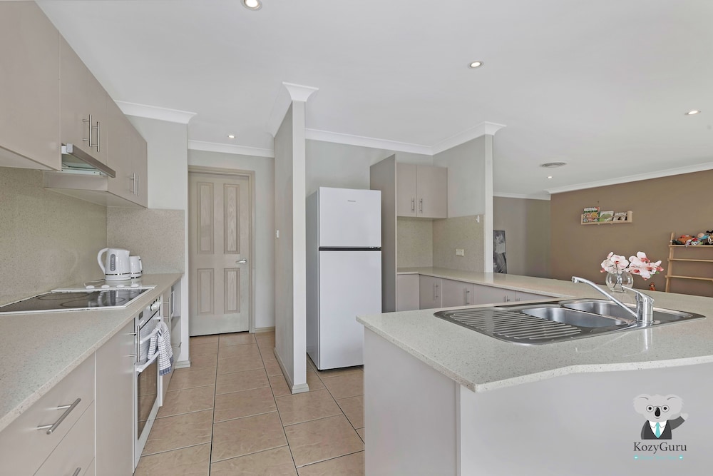 Kozyguru | Penrith | Cosy 4 Bed Holiday House