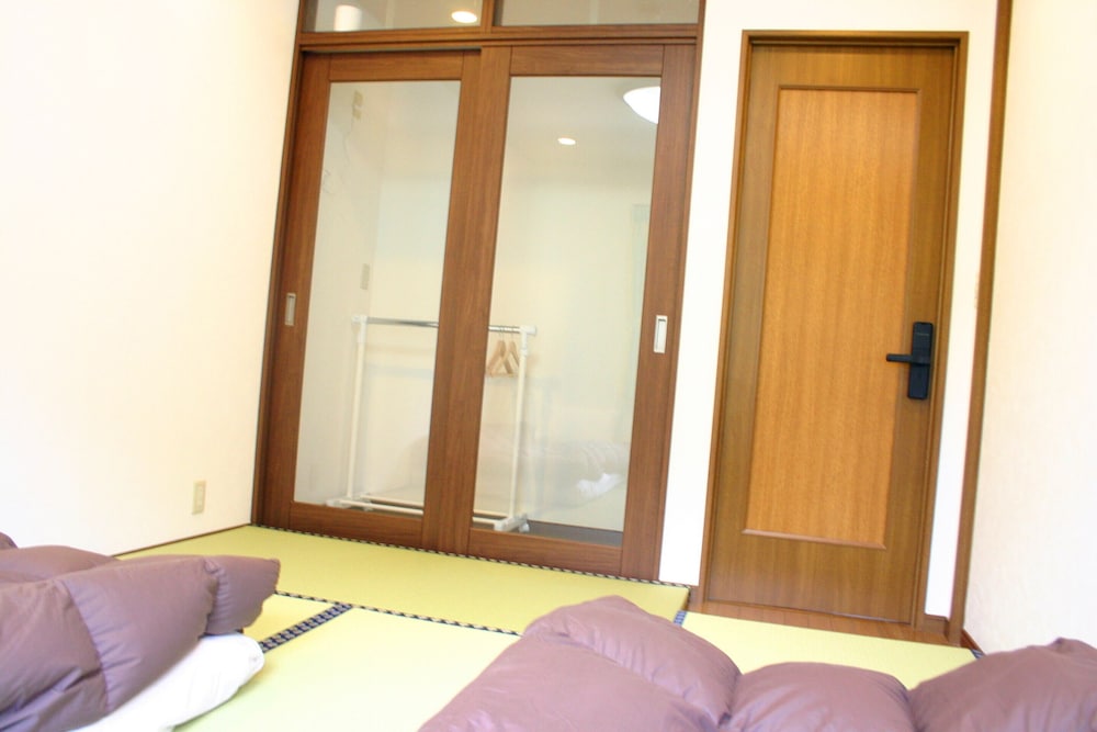 916 Travel Inn
