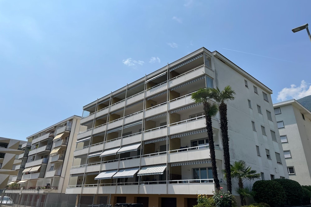 Casa Verbano Apartment 24 view 3