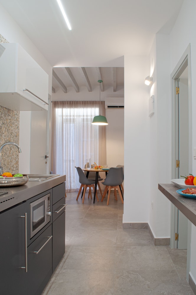 ABAL Apartments - Barrio