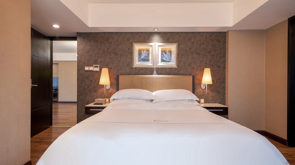 Tianxi Royal Suites & Towers branch