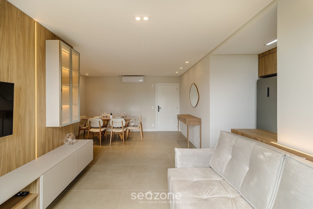 Cond Apartments Vila do Lago in Jurere - VLO
