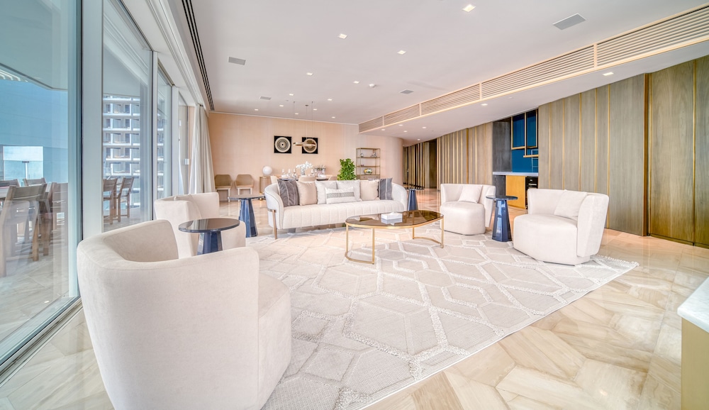 Five Palm Jumeirah Residences -Mint Stay