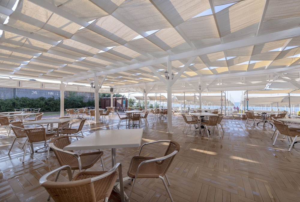 Port River Hotel - All Inclusive