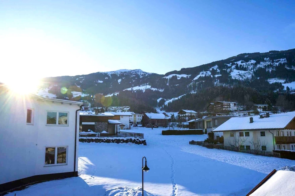 Apartment in Fugen Near Spieljochbahn
