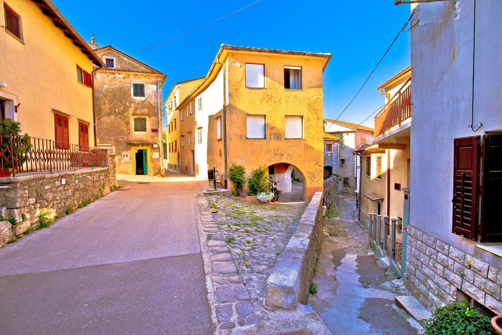Holiday Home Kastav view 4
