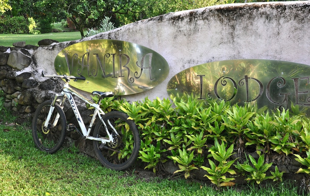 Vanira Lodge