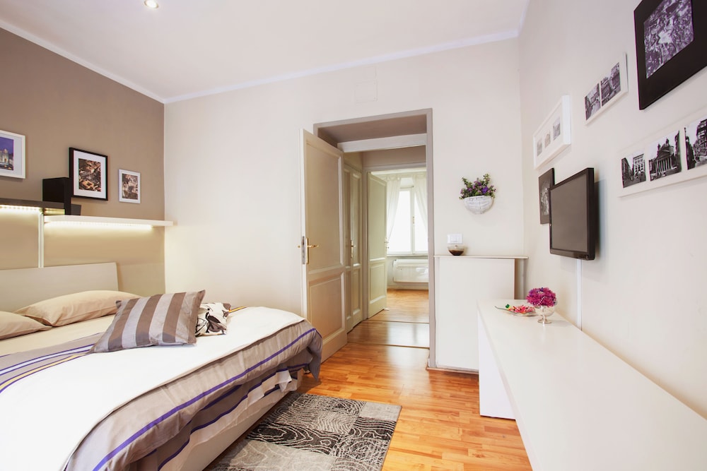 B&B Cult Roma