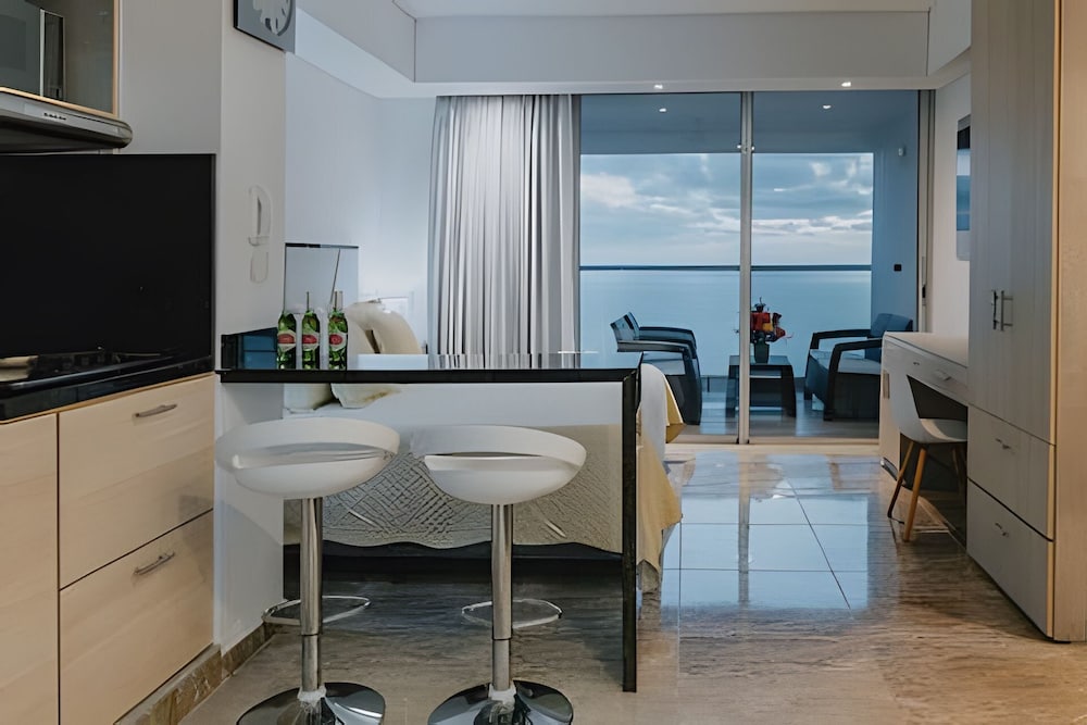 1410 CARTAGENA BEACH