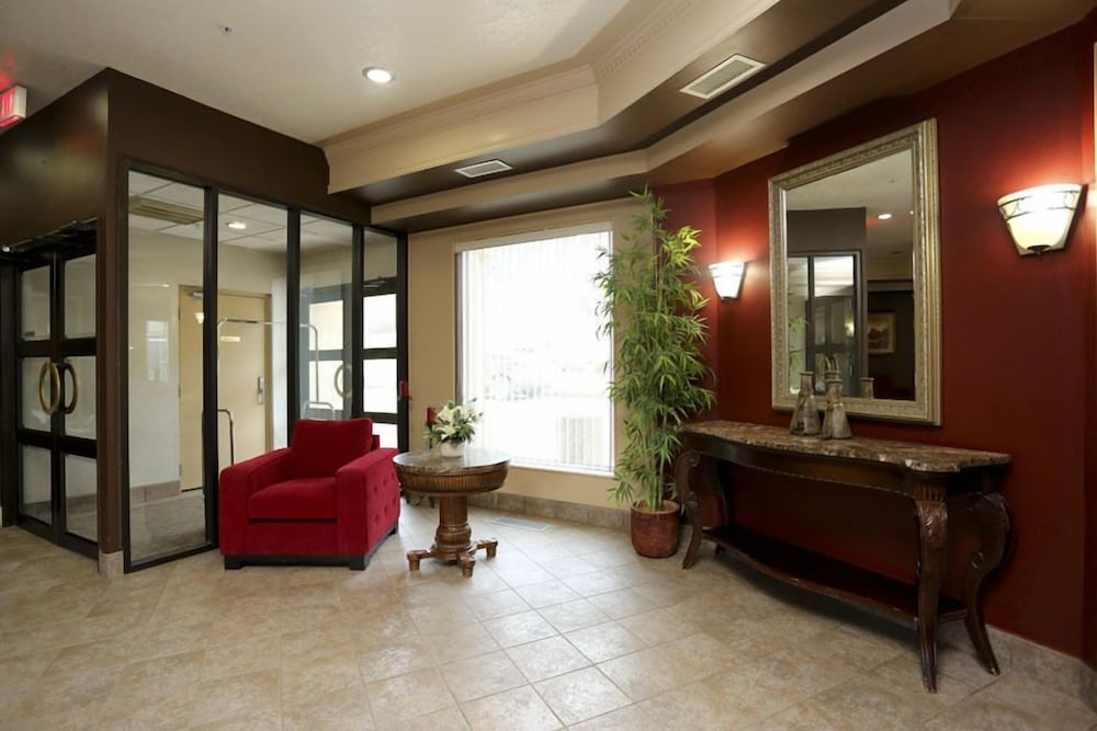 Fort Mcmurray Vacations - The Bridgeport Inn - Property Image 2