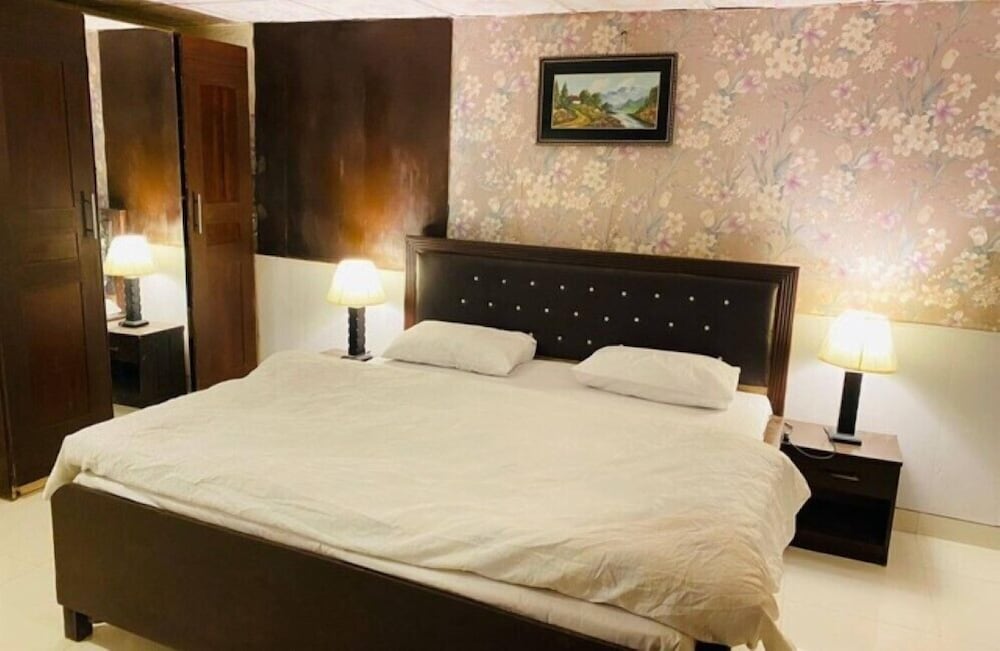 Miramonte Lodges